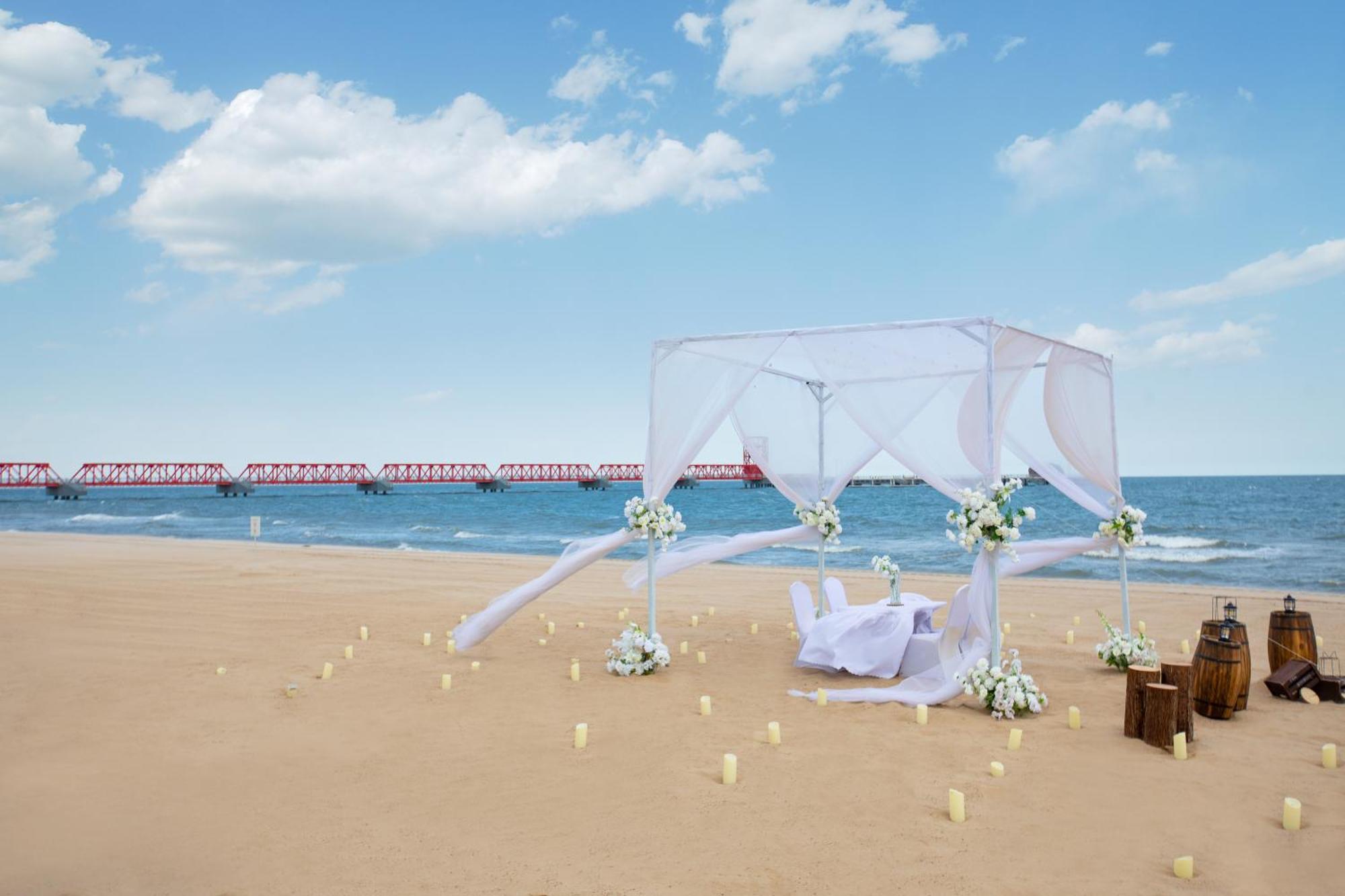 Hotel Indigo Beidaihe Qinhuangdao Exteriör bild