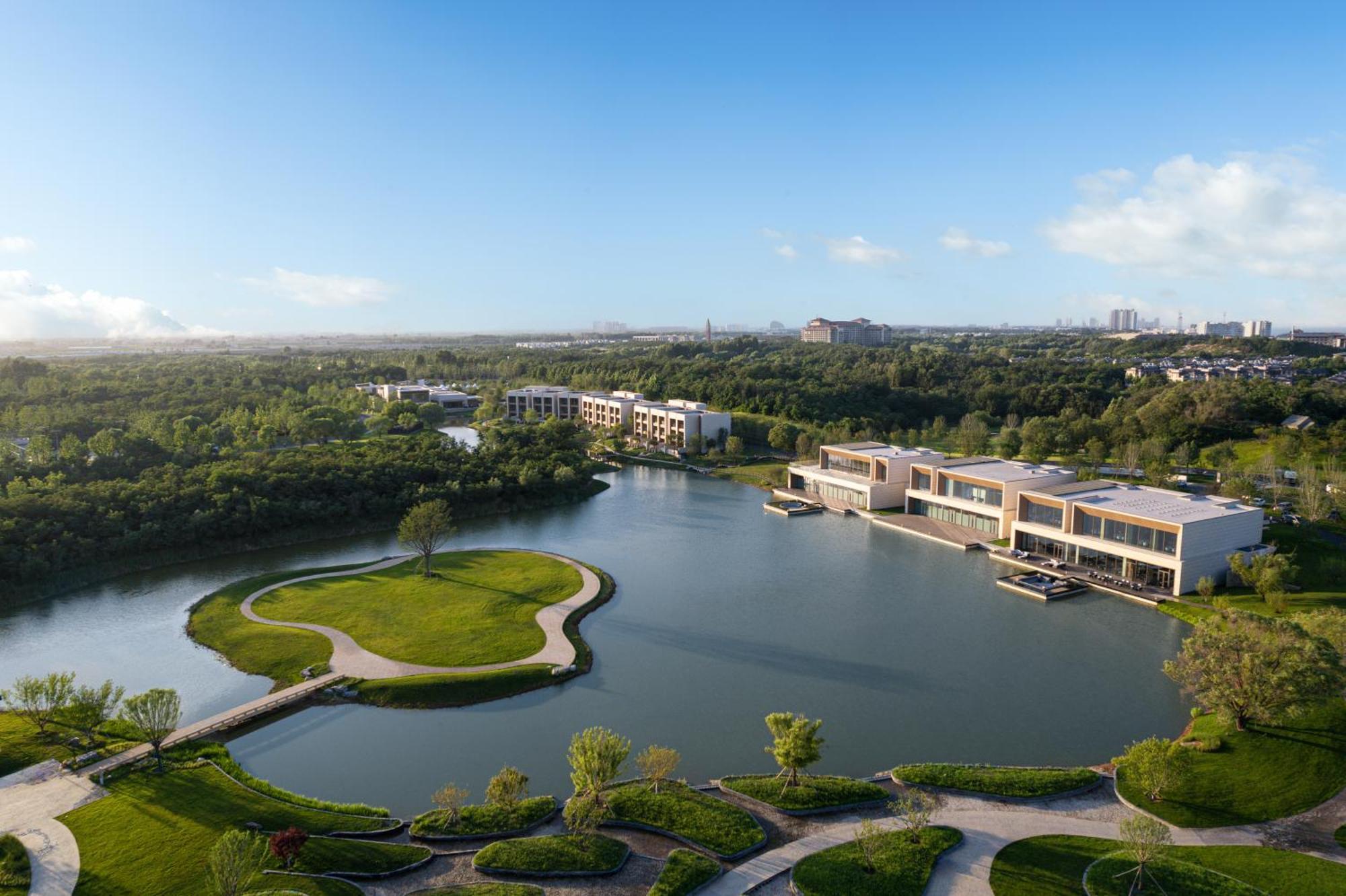 Hotel Indigo Beidaihe Qinhuangdao Exteriör bild