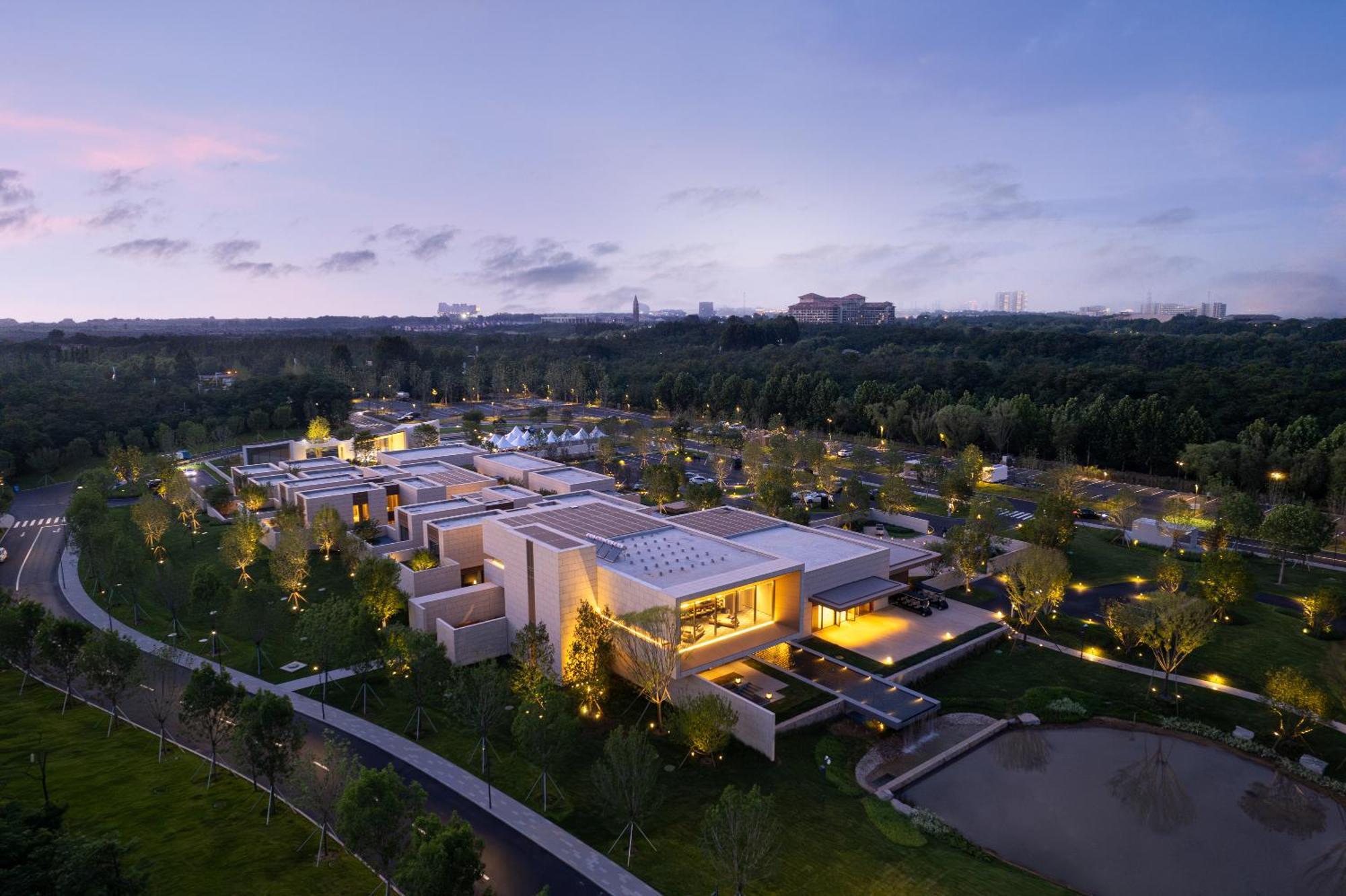 Hotel Indigo Beidaihe Qinhuangdao Exteriör bild